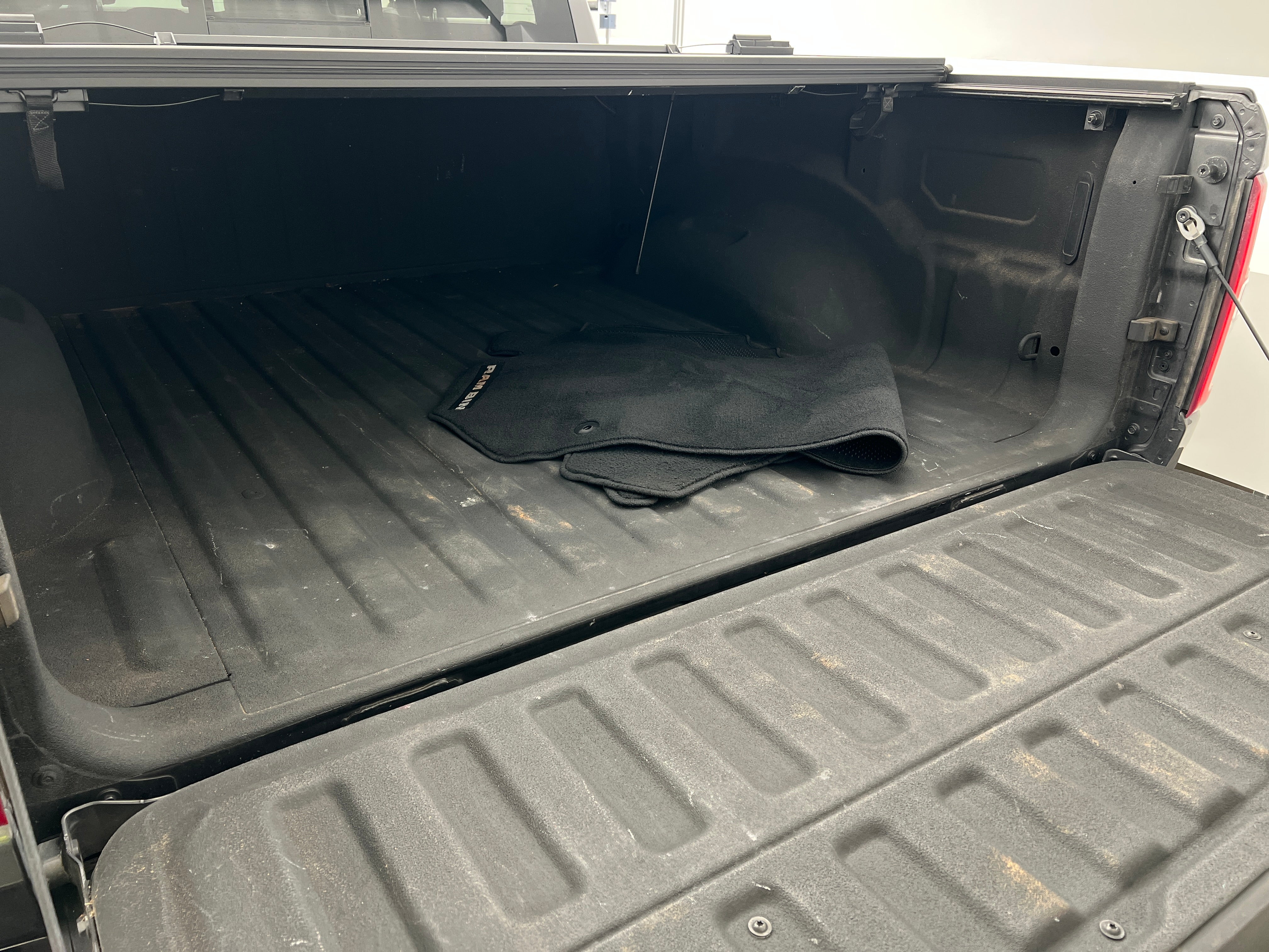 ram ram 1500 pickup 2021 1C6RREFG2MN575456 image ram ram 1500 pickup 2021 1C6RREFG2MN575456 image